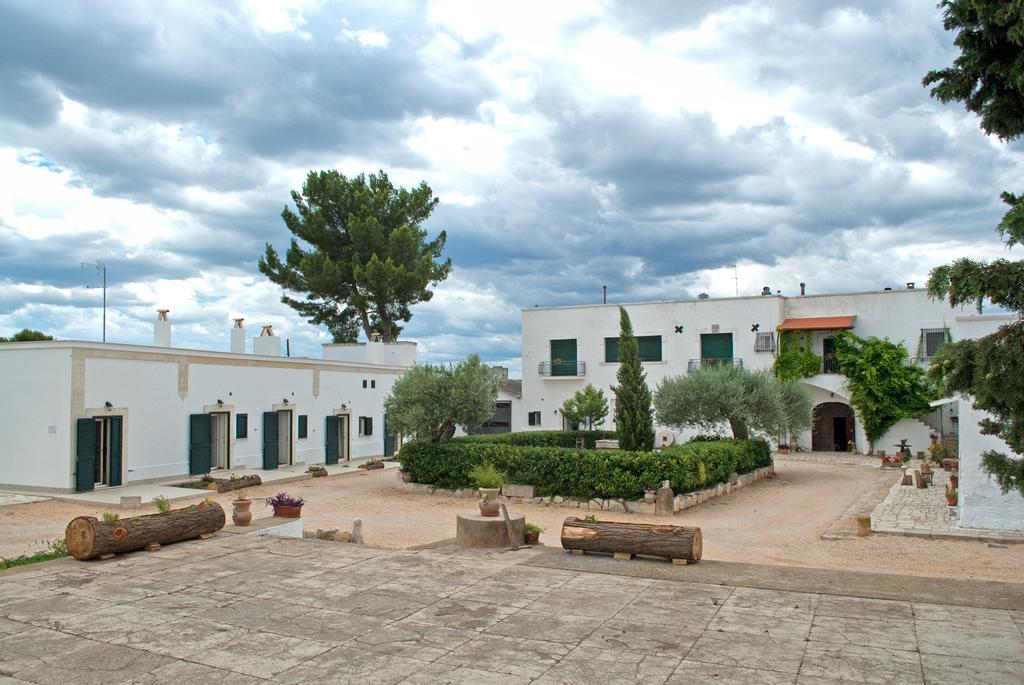 Masseria Strada Agriturismo Ginosa Bagian luar foto